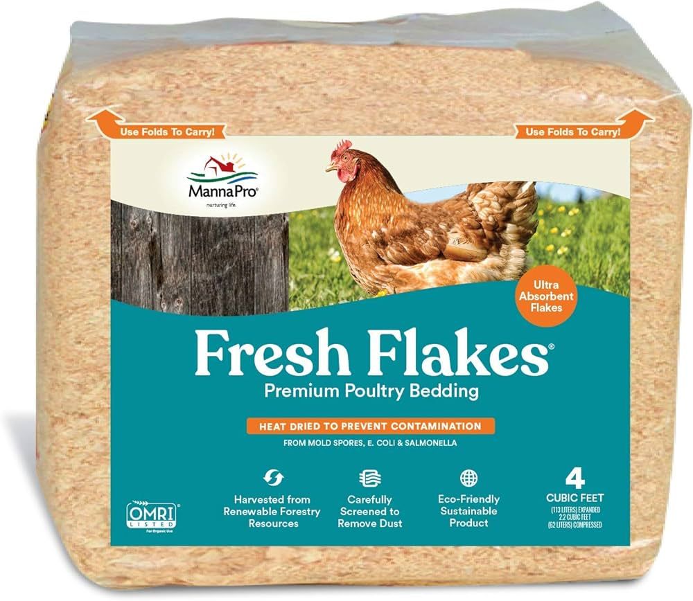 Manna Pro Fresh Flakes | Chicken Coop Bedding | Pine Shavings for Chicken Bedding | 4 Cubic Feet | Amazon (US)