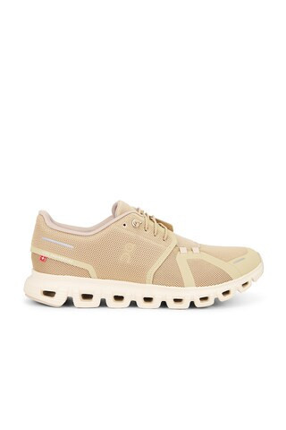 On Cloud 6 in Brown | FWRD 