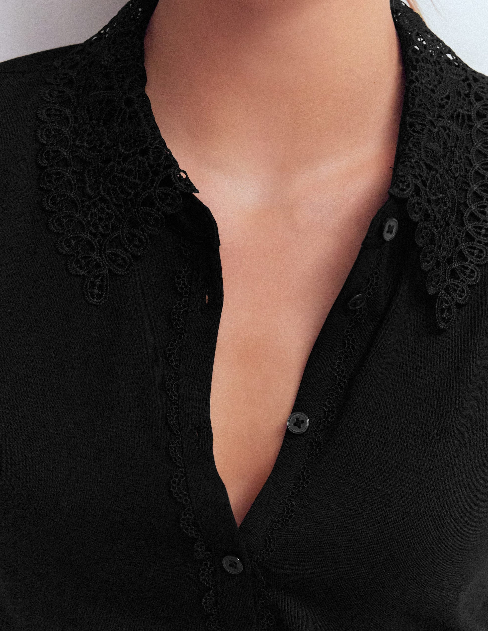 Nessa Broderie Collar Blouse-Black | Boden (US)