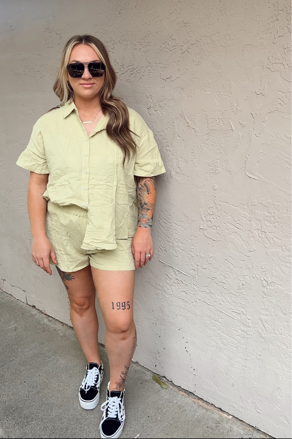 Wearing a size large - stats size 8/M-L/5'1 💚