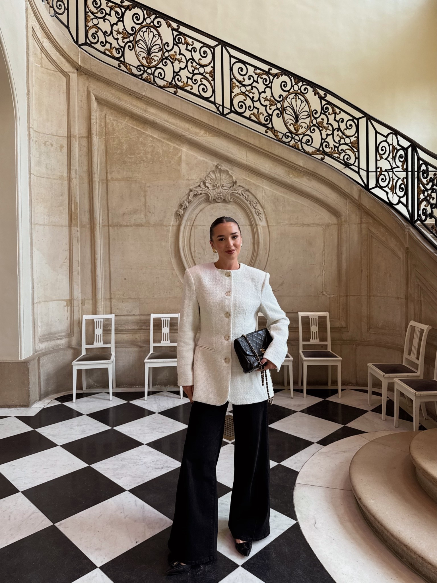 White tweed jacket 

#LTKautumn #LTKeurope #LTKstyletip