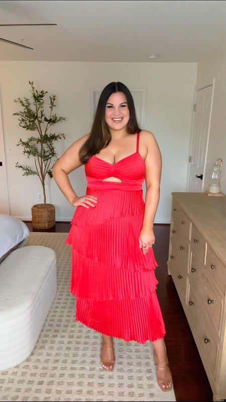 Spring wedding guest dresses from Abercrombie!

Red dress: large


Midsize, wedding guest, wedding guest dress, spring wedding, spring wedding guest dress, spring dress, Abercrombie dress 


#LTKmidsize #LTKSeasonal #LTKwedding