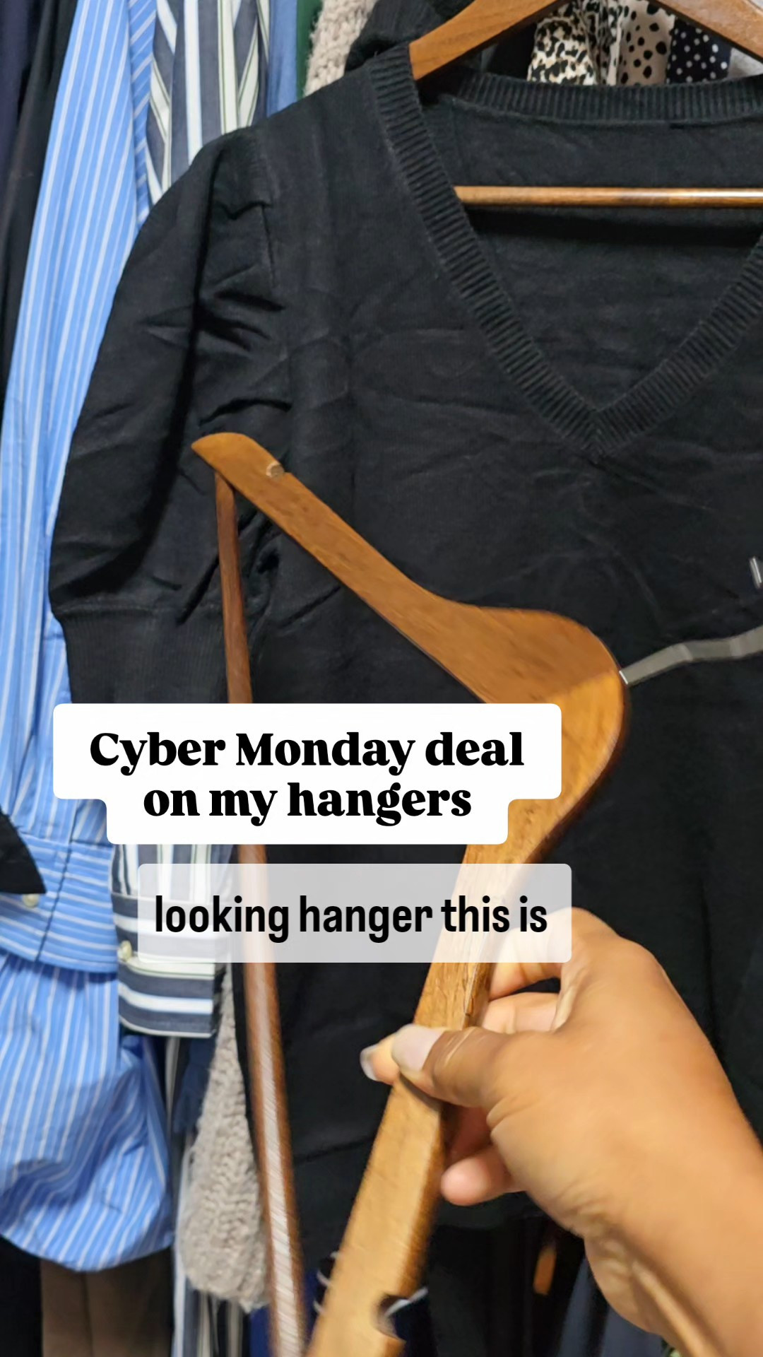 20 pack of wooden hangers

#LTKHoliday #LTKCyberWeek #LTKHome