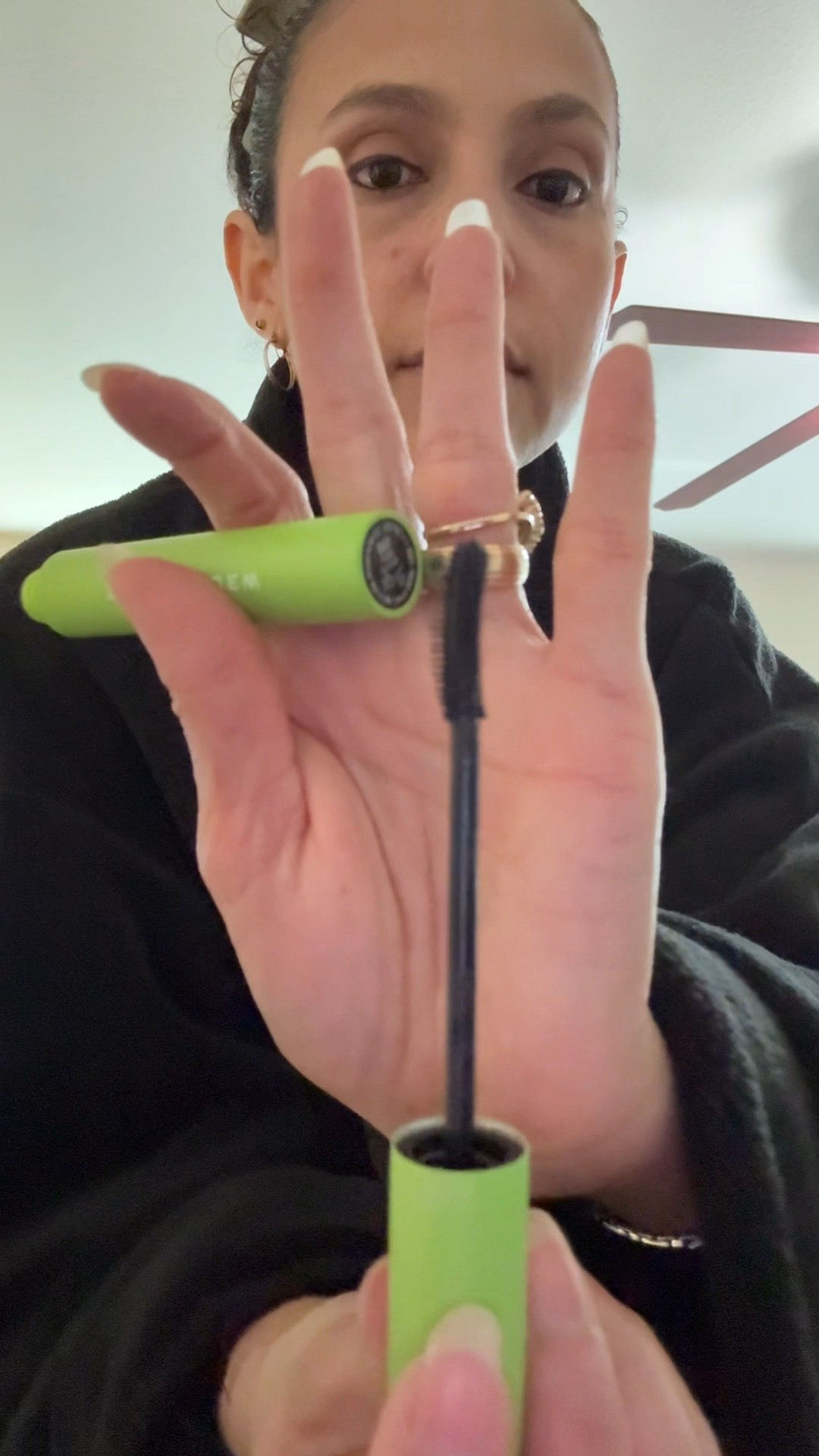I tried the Expressionist Mascara from Well People and didn’t expect to like it this much.

It’s lightweight, doesn’t irritate my eyes, and gives a soft, defined look without feeling heavy or stiff.

Perfect for everyday makeup when you want something natural but still noticeable.
@Well People 

#LTKgrwm #LTKdayinmylife #LTKmomlife