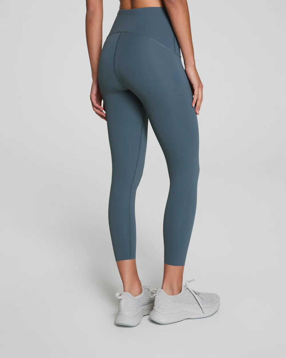 Booty Boost 7/8 Leggings – Sculpted Stretch Fit | SPANX | Spanx