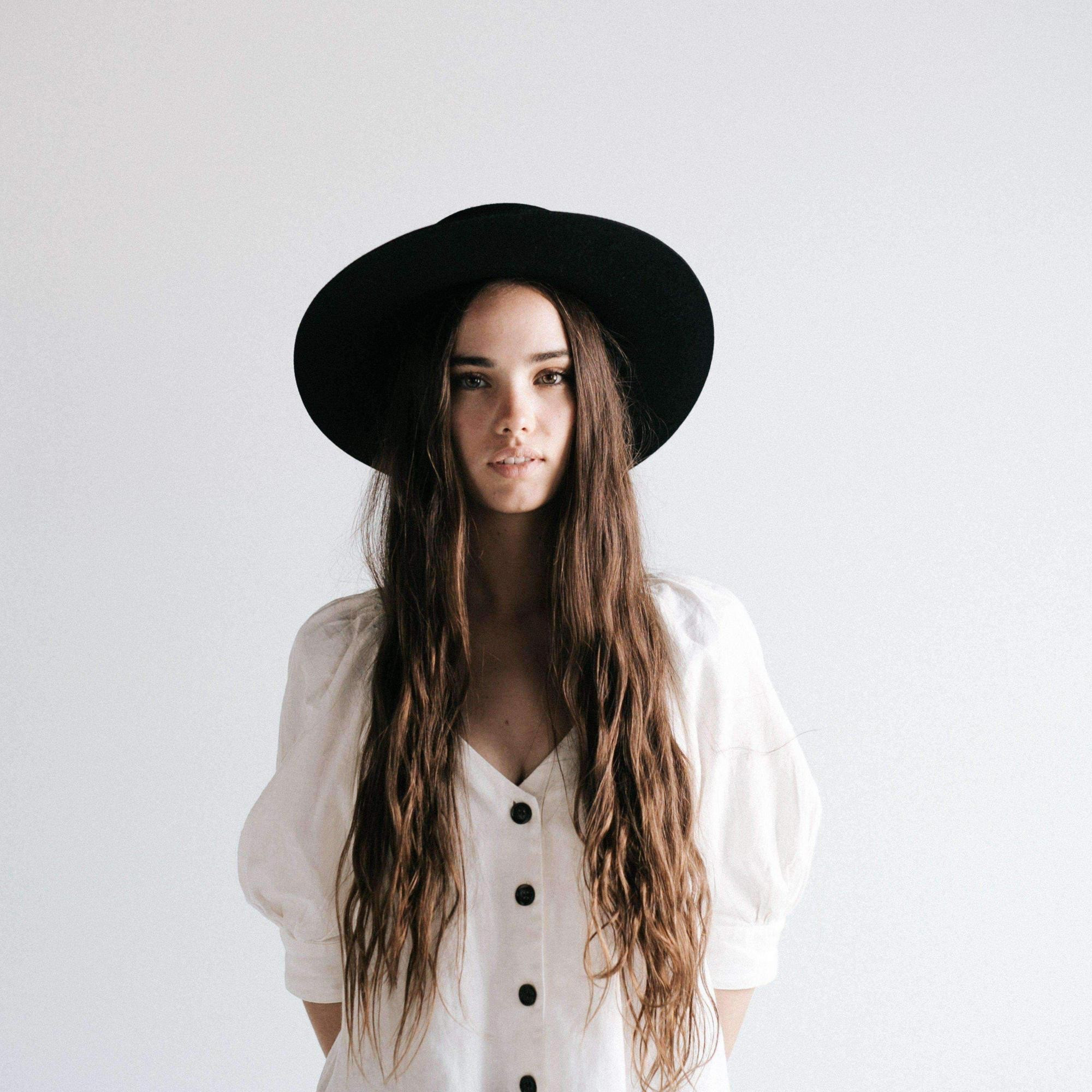 Dahlia Boater - Black | Gigi Pip