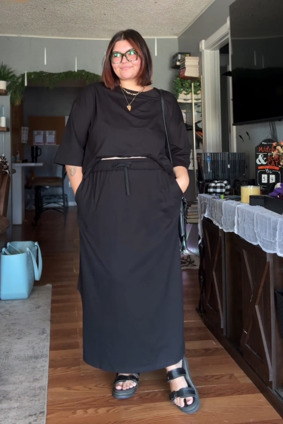 I am a size 16/2x and I am wearing an XXL in the outfit set! Shoes are doc marten dupes from tiktokshop! 

#LTKFallSale #LTKTravel #LTKSeasonal
