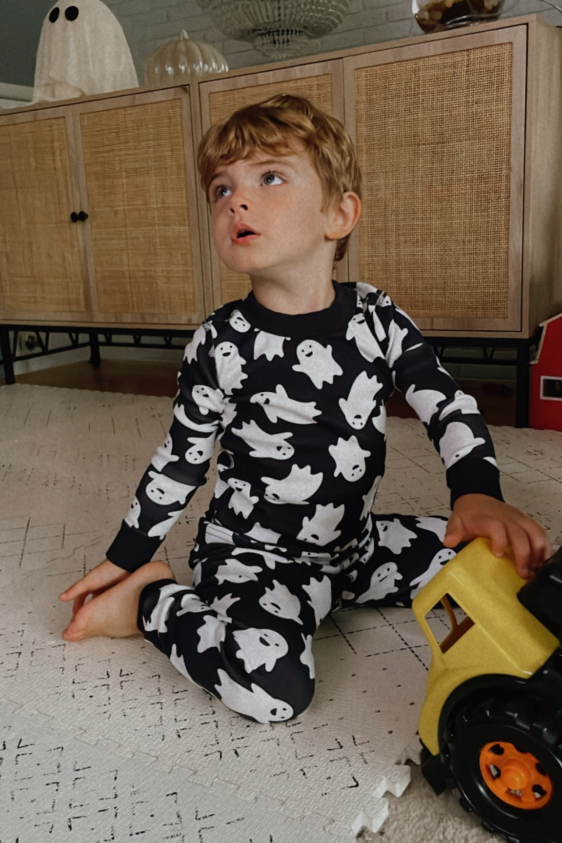 Halloween PJ 👻 “IRYNA15” at checkout 

Hanna Andersson  toddler pj  boo baskets  ghost pajamas  ghost pj

#LTKkids #LTKHalloween #LTKSeasonal