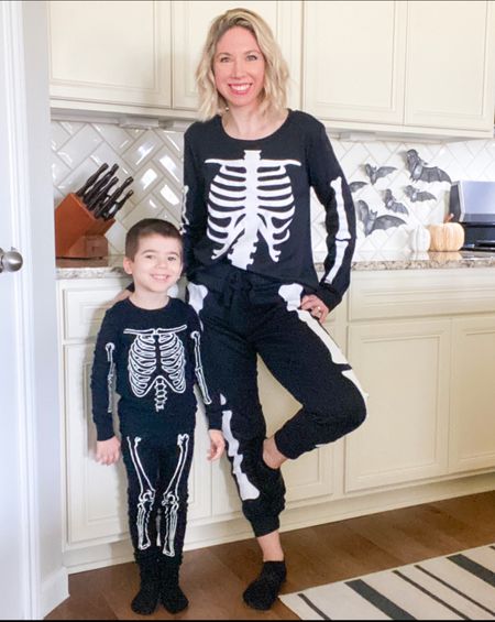 Matching Halloween pajamas for the family 








Halloween , matching pajamas , matching family , skeleton pjs 

#LTKSeasonal #LTKHalloween #LTKfamily