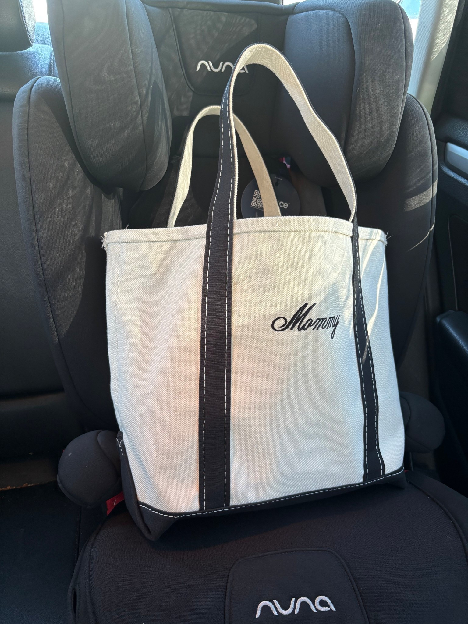 My first boat and tote 👜 #llbean #boatandtote #mom
