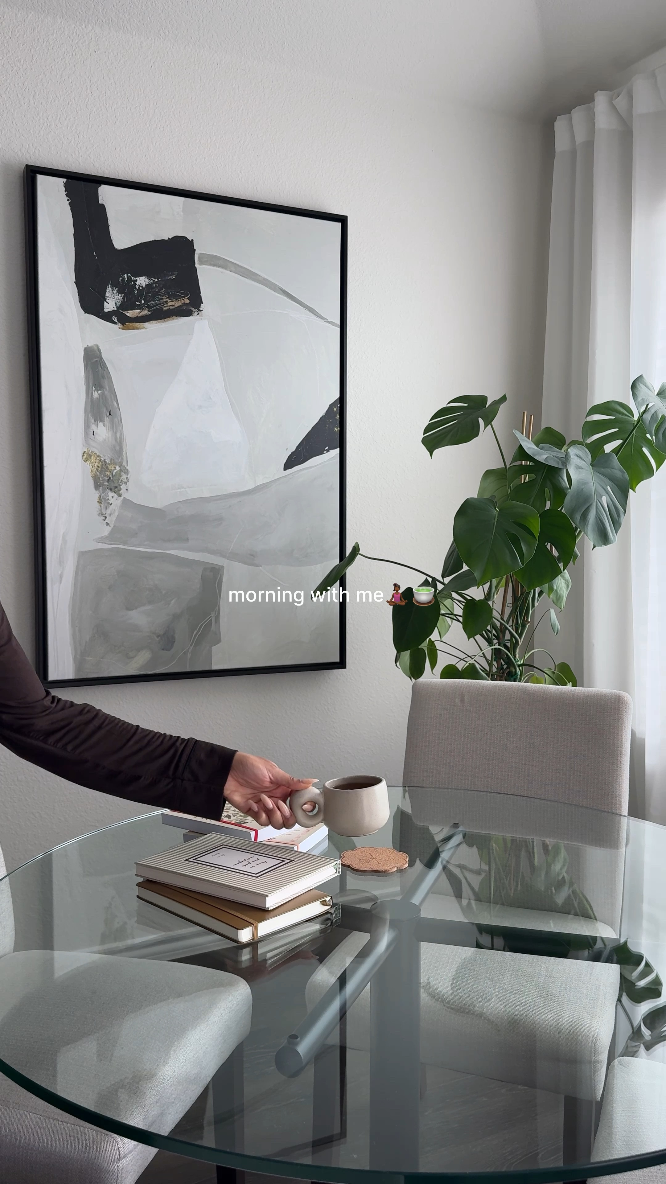 🧘🏾‍♀️🍵🤍

#LTKHome #LTKActive #LTKmorningroutine