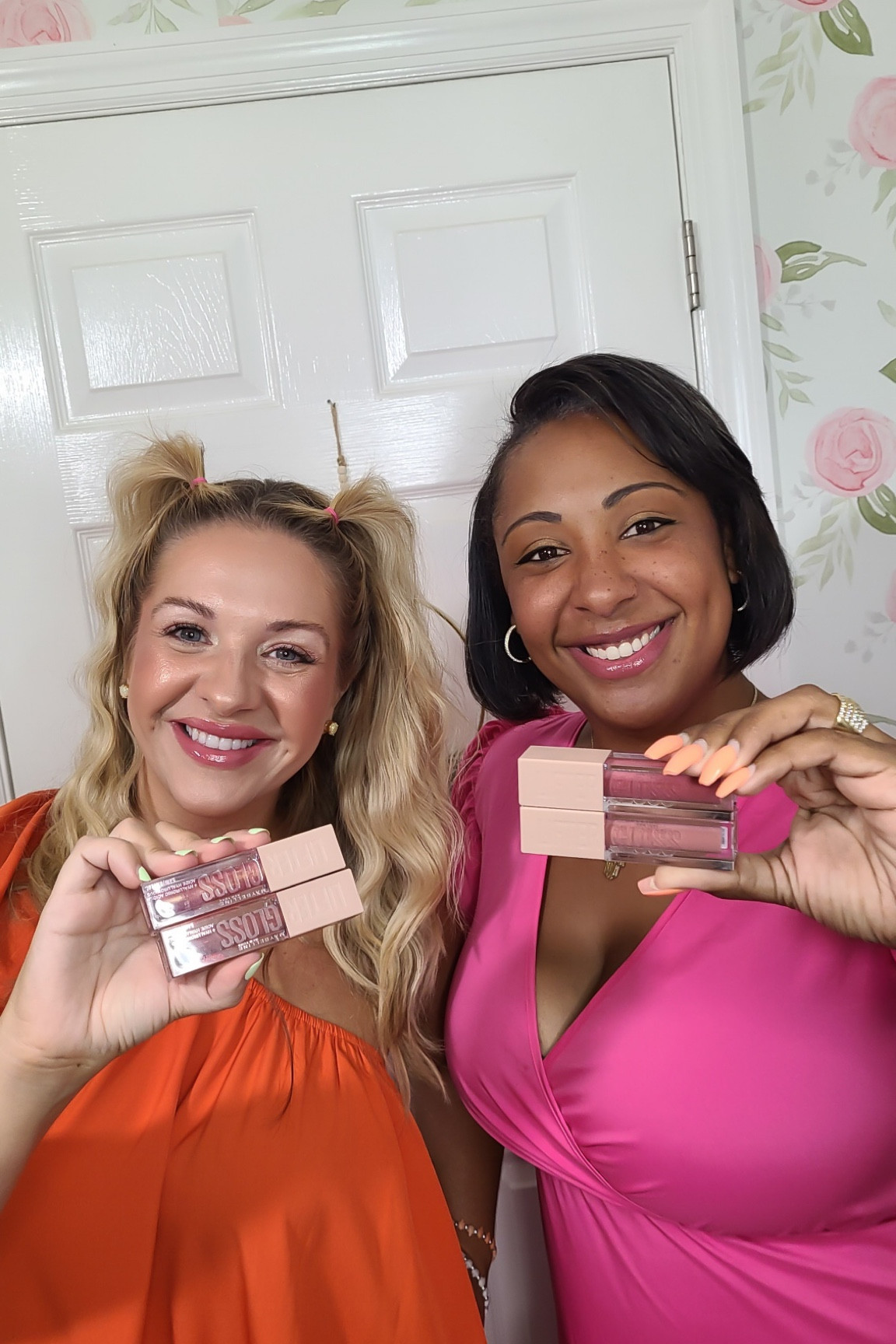 Today my Bestie and I had a really good time trying 4 different shades of Maybelline lifter gloss! We swatched Brass, Reef, Silk and Petal.