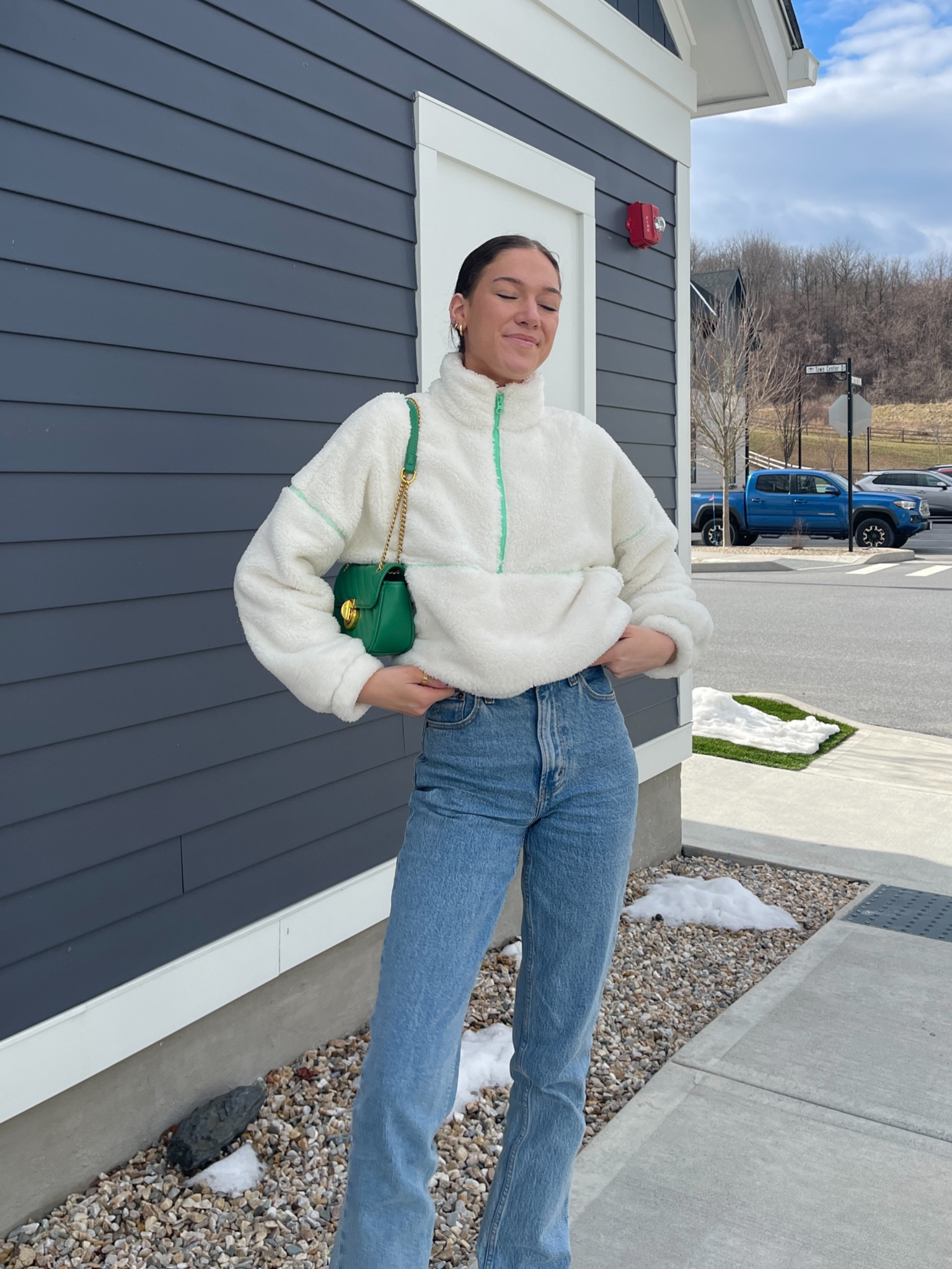 loving the quarter zip and jeans vibe 

#LTKSeasonal #LTKfit