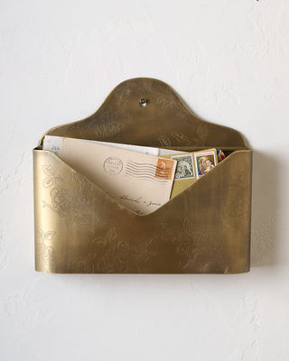 Heirloom Garden Etched Wall Pocket | Magnolia