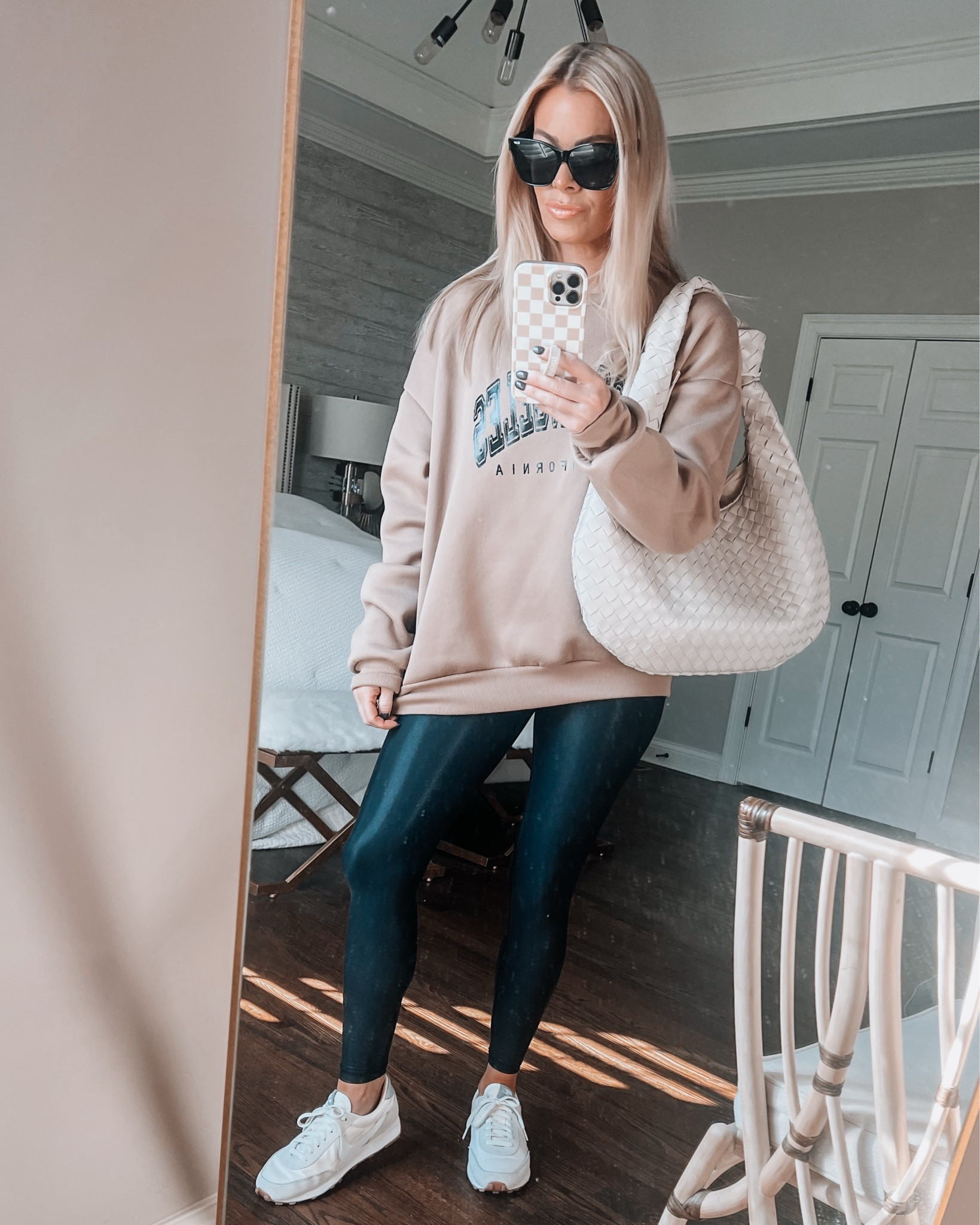 Casual Fit 😎 
This oversized satchel has become my fave new Spring bag!



#LTKitbag #LTKSeasonal #LTKover40