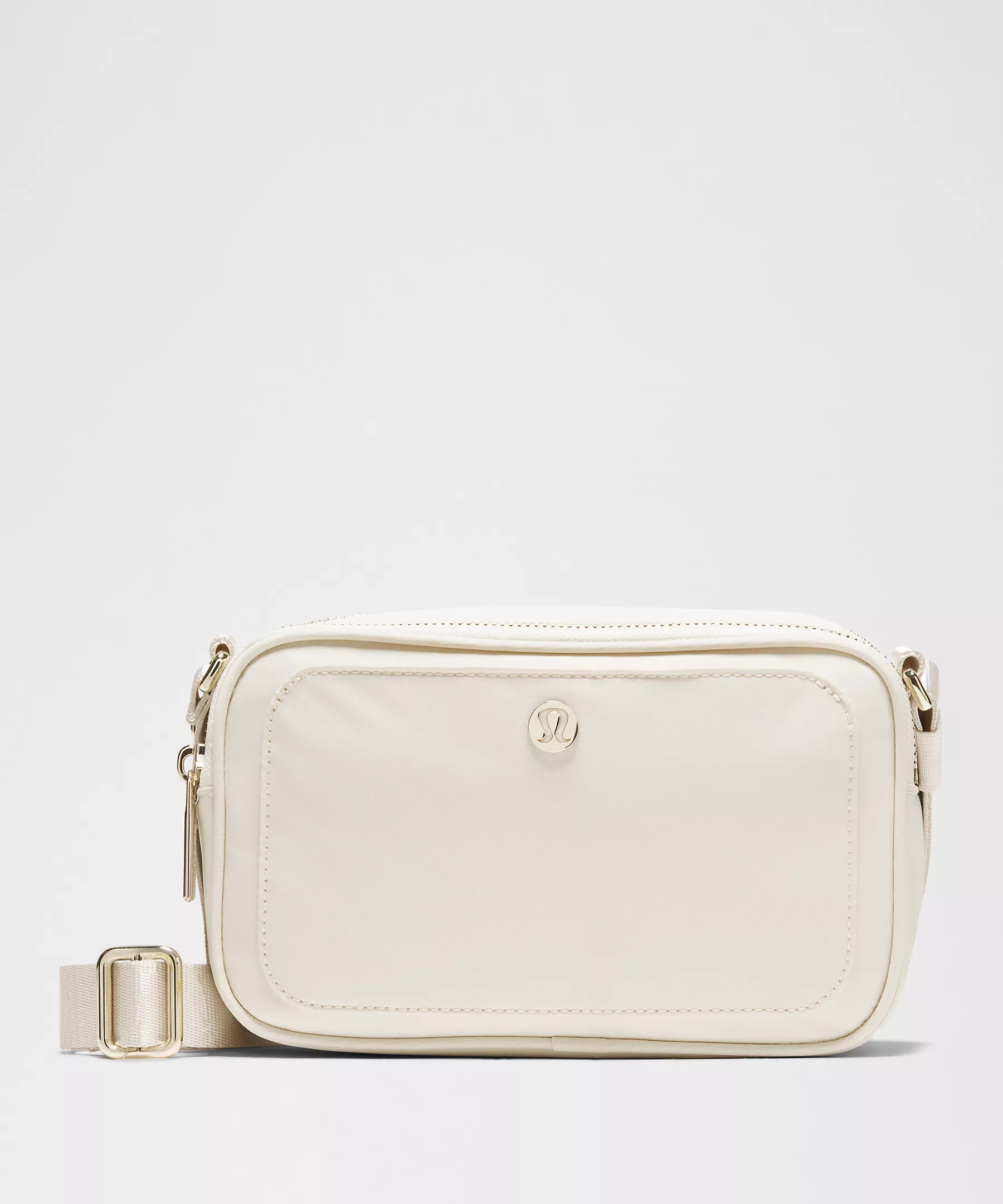 Crossbody Camera Bag 2L | lululemon (CA)