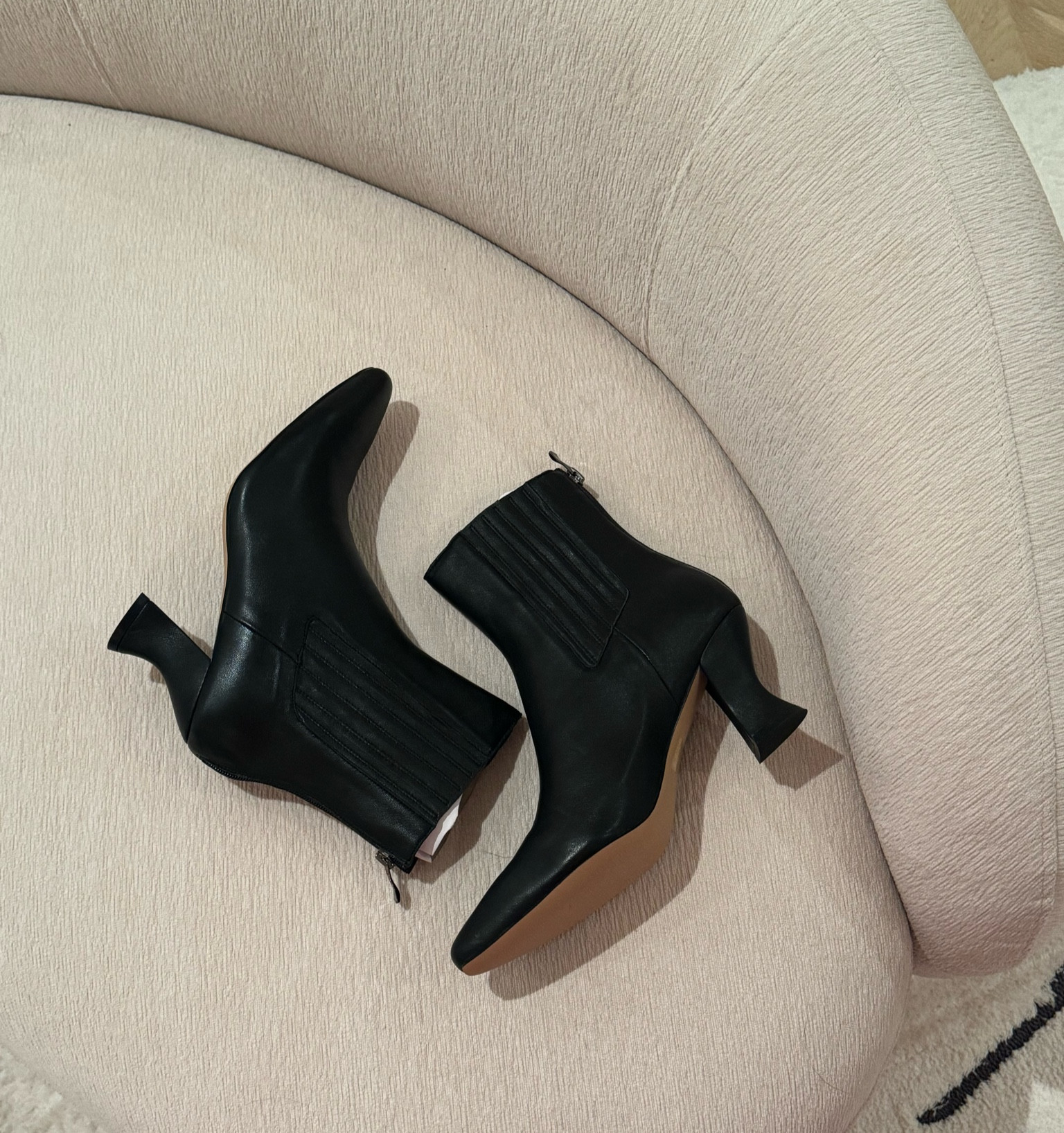 Black boots for winterr

#LTKfindsunder100 #LTKworkwear #LTKstyletip