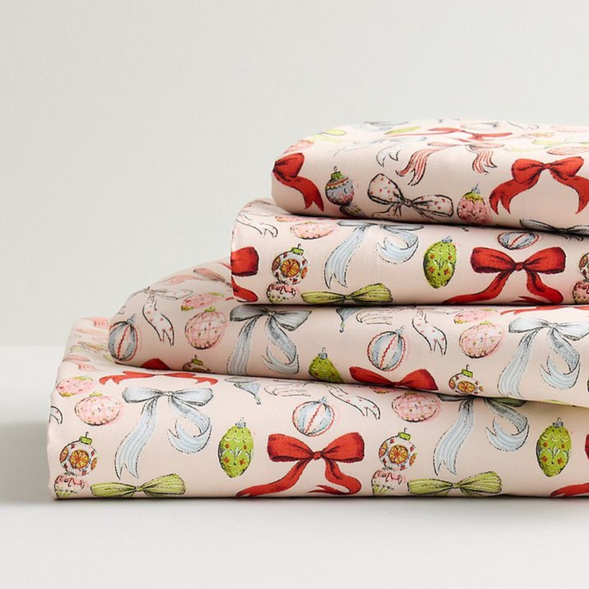 Holiday bedding😍🎀🌲

#amazon #sheets #blanket #bedsheet #giftidea #christmassheets #holidayseason #kohls #fleecesheets




#LTKHoliday #LTKHome #LTKCyberWeek