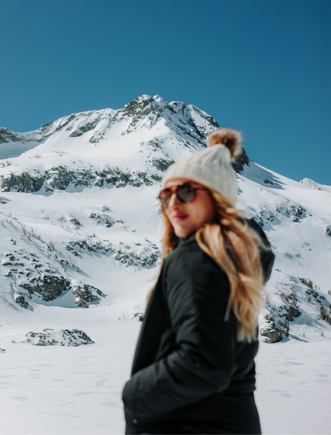 SNOWSHOES x SIERRAS— winter hiking adventures ❄️ 
•
x— Lake Tahoe, CA

#LTKtravel #LTKstyletip #LTKSeasonal