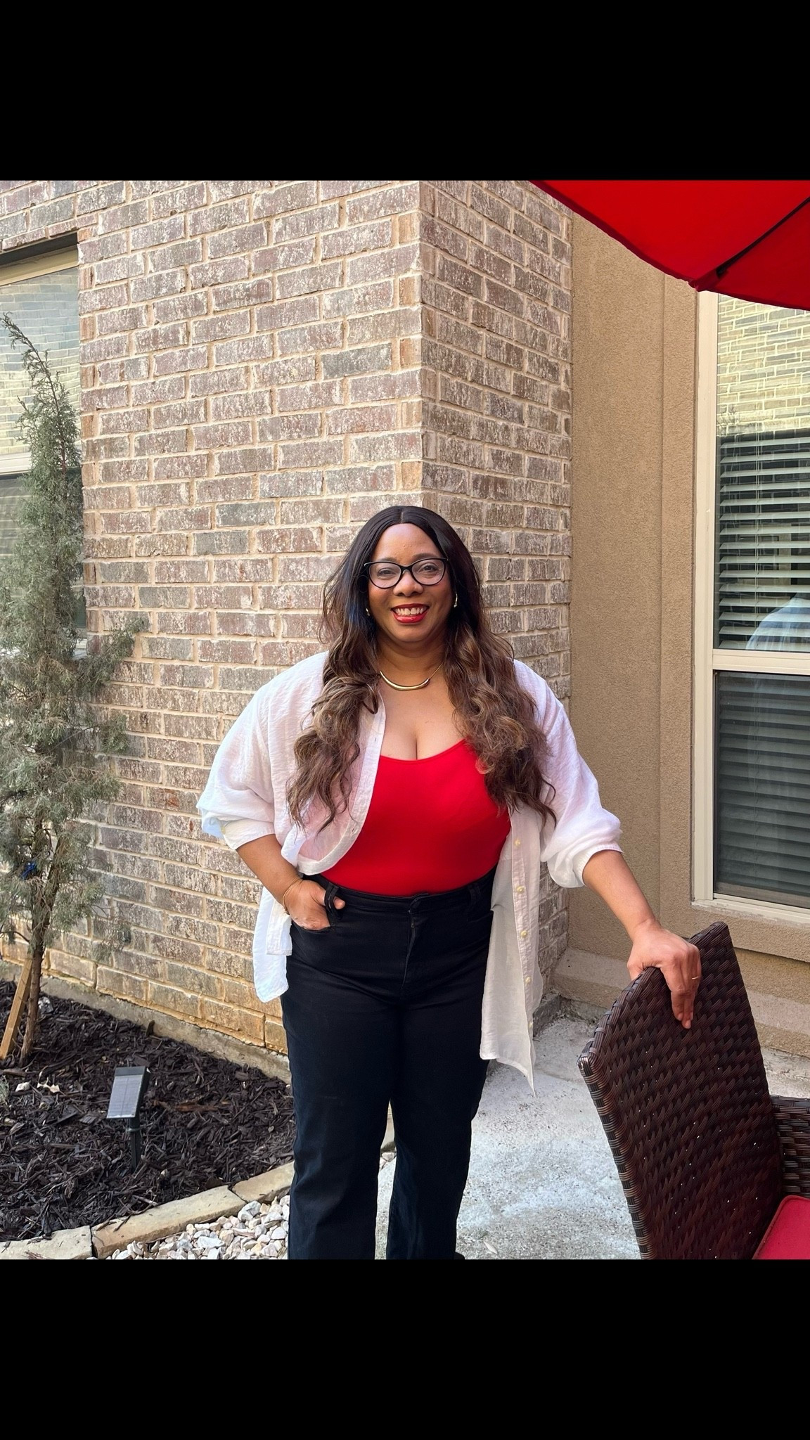 My current mood: Gratitude ❤️

Feeling extra grateful for the weather to finally be under 100 degrees today 😂

What’s y’all’s mood for today?

White button down: @Anthropologie 
Red bodysuit: @Shapermint 
Necklace: @loft
Jeans: @NYDJ 


#SummerMood #OOTD #LTKStyleTip #ShapermintCrew #FallFashion

#LTKootd #LTKOver40 #LTKWorkwear