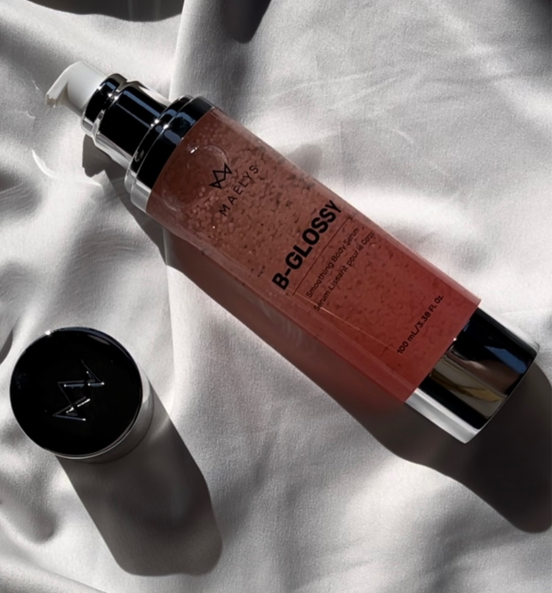 These little dots are what I imagine peptides look like 😅

But lovingggg this body serum for smoothing my skin during the postpartum phase. Smells 👌

Body smoothing serum, firming cream, body wrinkles 

#LTKfindsunder100 #LTKitbag #LTKbeauty