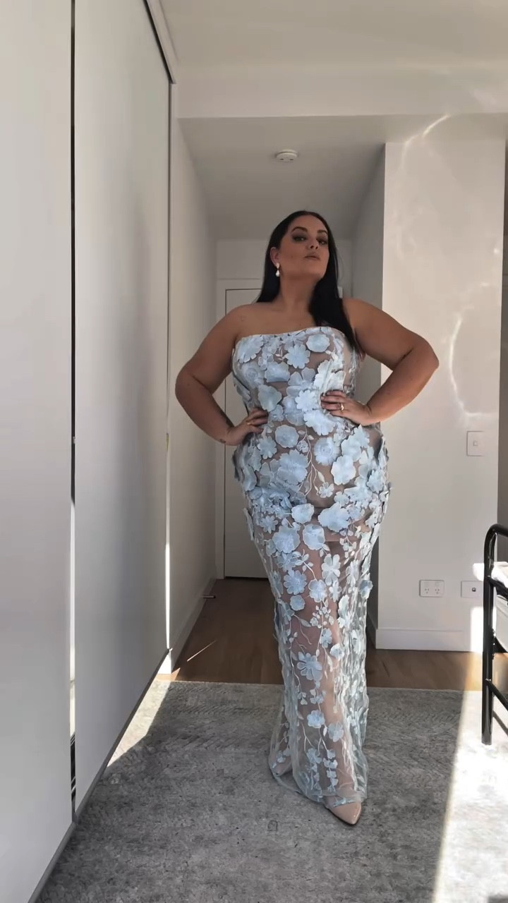 Why am i actually in love with the first one?! 😍 not a dress i would usually go for but my god it’s gorgeous!

🔗UK, US, ANZ AND EU LINKS 

#LTKmidsize #LTKcurves #LTKplussize