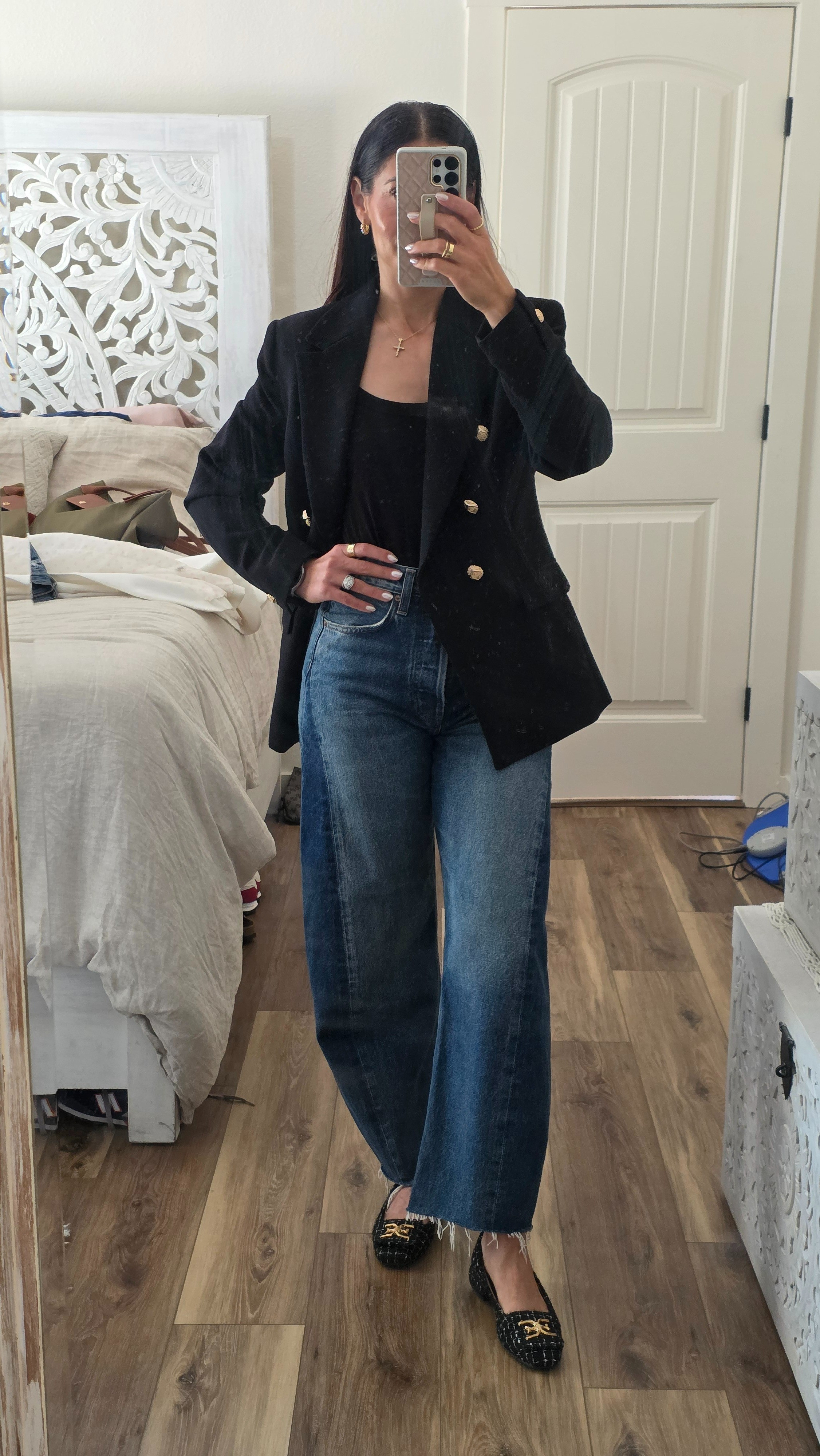 Chic transitional wear from summer to fall. This outfit is the perfect trendy business casual outfit. IMO.Agolde jeans with some alternative brandsMango blazerSam Edelman flats with some alternate ideas.

#LTKPetite #LTKOver40 #LTKStyleTip