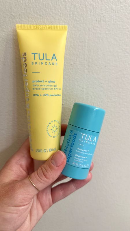 Must have skincare products! Friends & Family 20% off sale happening

Tula protect + glow daily sunscreen and the claycation toning face mask 🤌🏼

#LTKBeauty #LTKSaleAlert