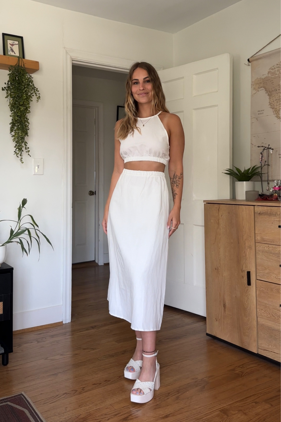 Two for one!! This set buttons so you can make it into a dress or have it as a skirt/shirt combo! 

#LTKfit #LTKwedding