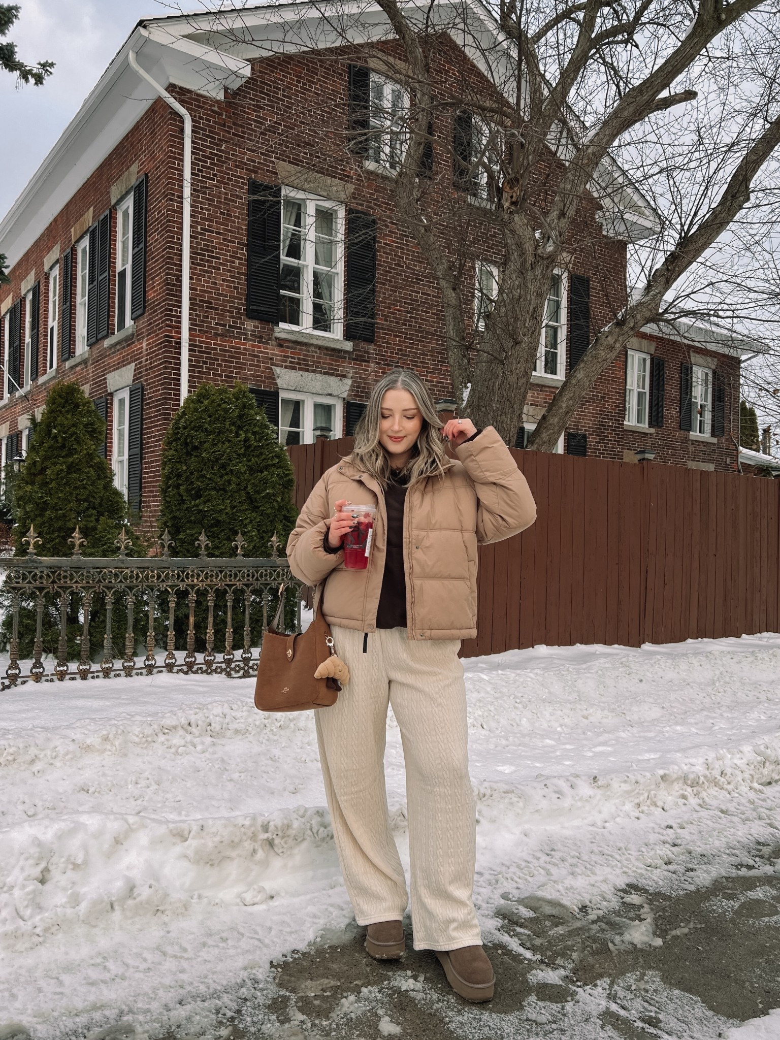 Comfy casual winter outfit! Wearing my usual size L in the cream cable knit wide leg pants and in the tan puffer jacket. Canadian jacket link is under “similar products”. Sized down to M in the chocolate brown hoodie and it’s still oversized, runs quite big! Ugg look for less boots are from Amazon and such good quality, I’m usually a 9.5-10 and wear a 10 in these.


#LTKsale #LTKwinter #LTKmidsize