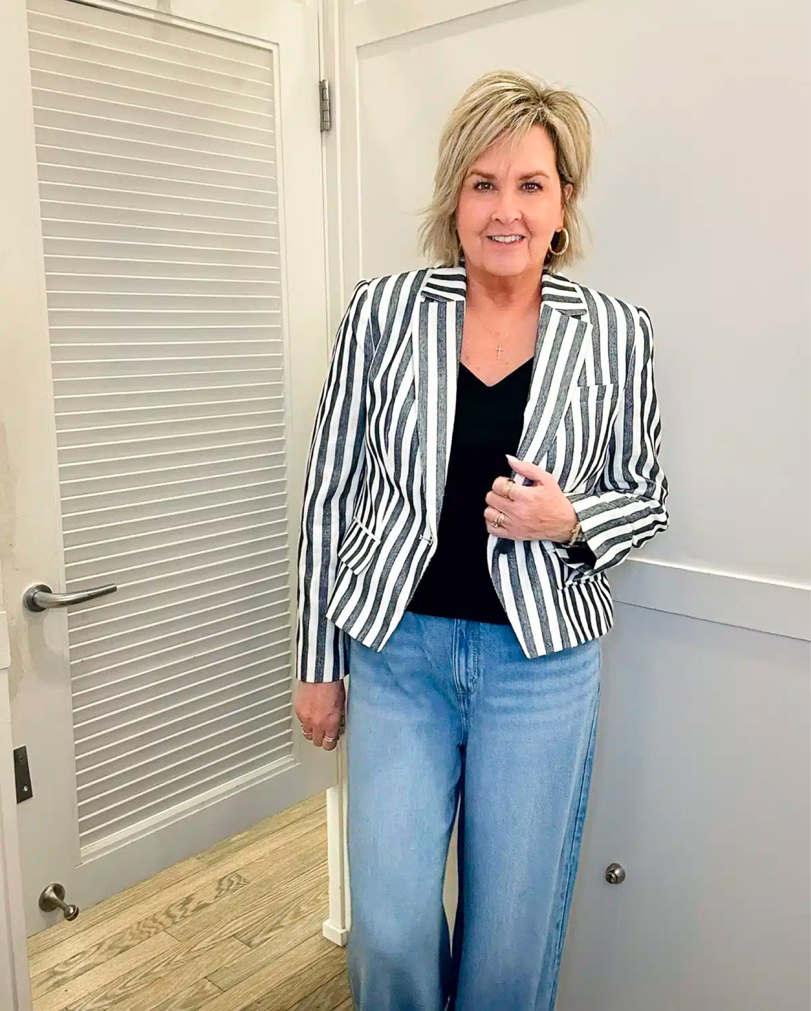 Blazer Sz 8 | Cami Sz Large | Pull on Jeans Sz 29/8 | Work Outfits | Business Casual | striped blazer | loft new arrivals | teacher style 

#LTKOver40 #LTKWorkwear #LTKStyleTip