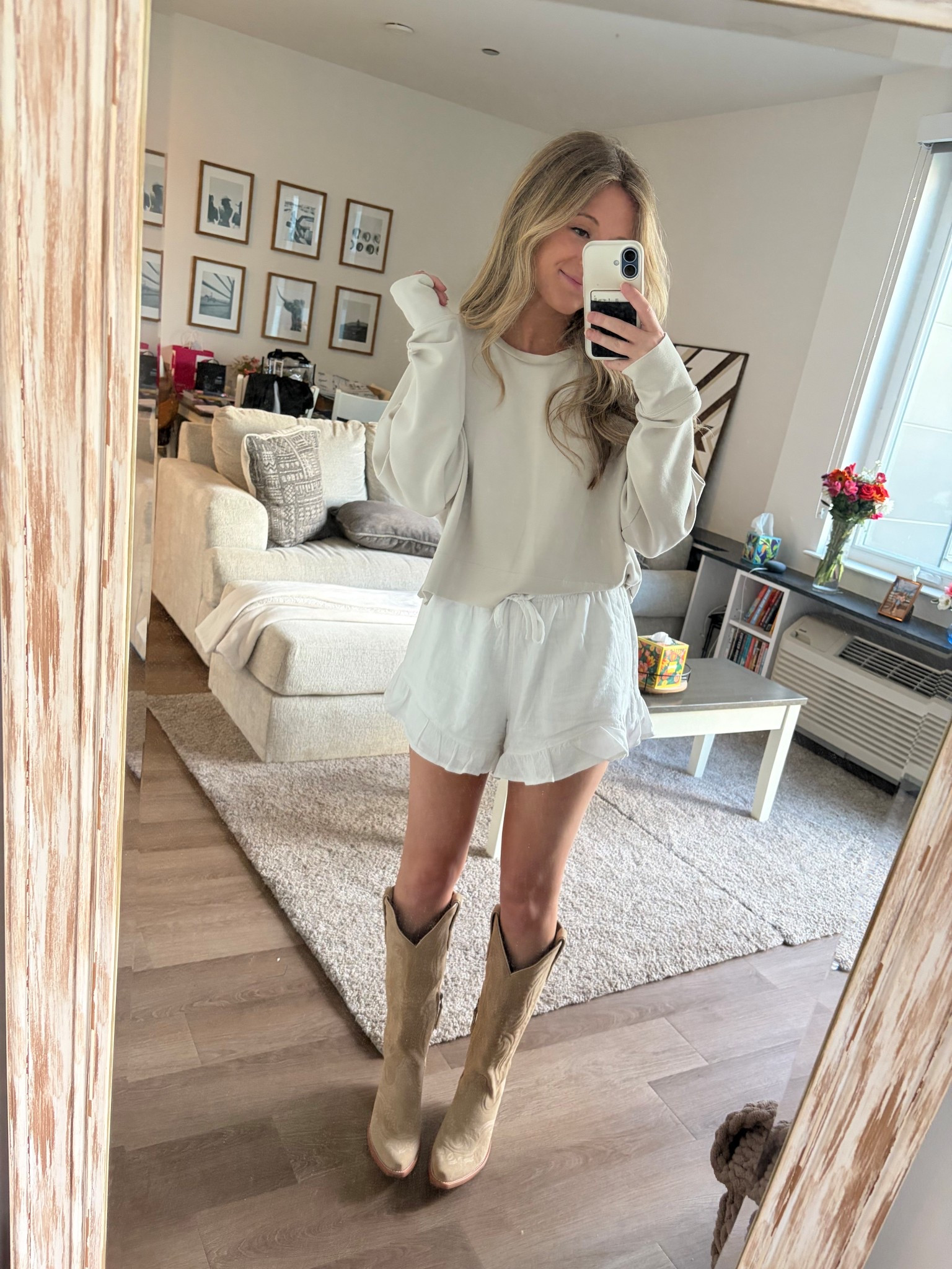 Summer hair refresh and a casual cowboy boot outfit 