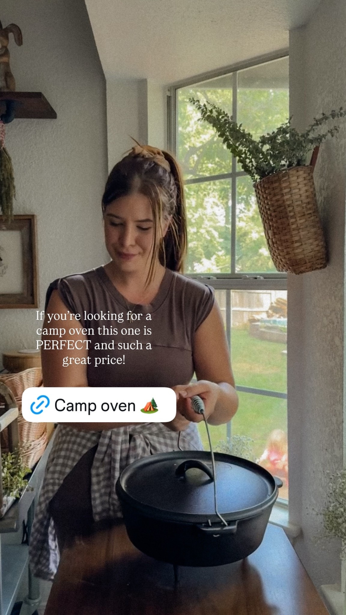 If you’re looking for a camp oven this one is PERFECT and such a great price!