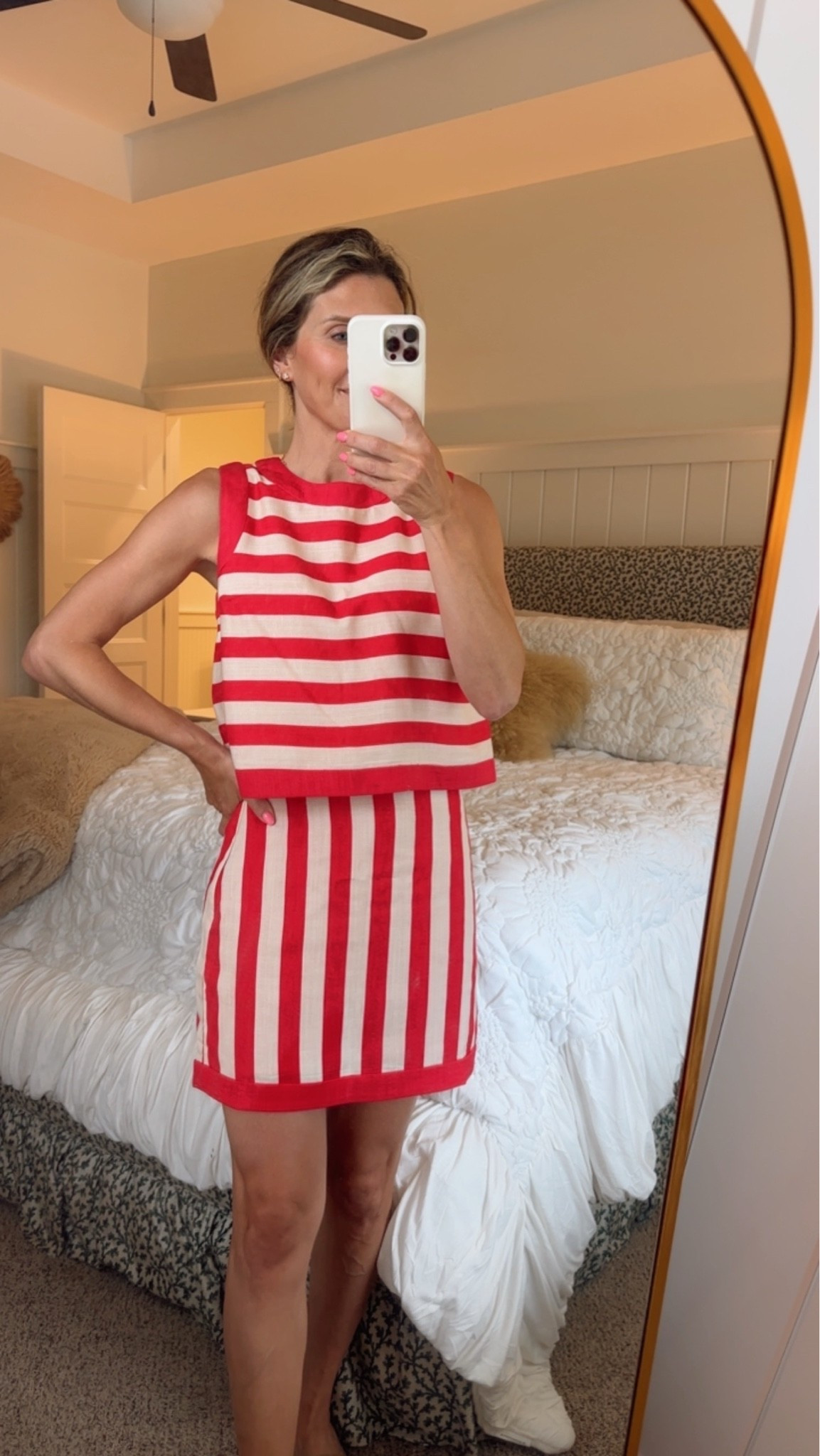 Red & white matching linen set. Each piece looks cute work together or separately