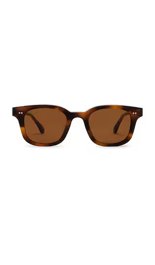 Chimi 02 Sunglasses in Brown. | Revolve Clothing (Global)