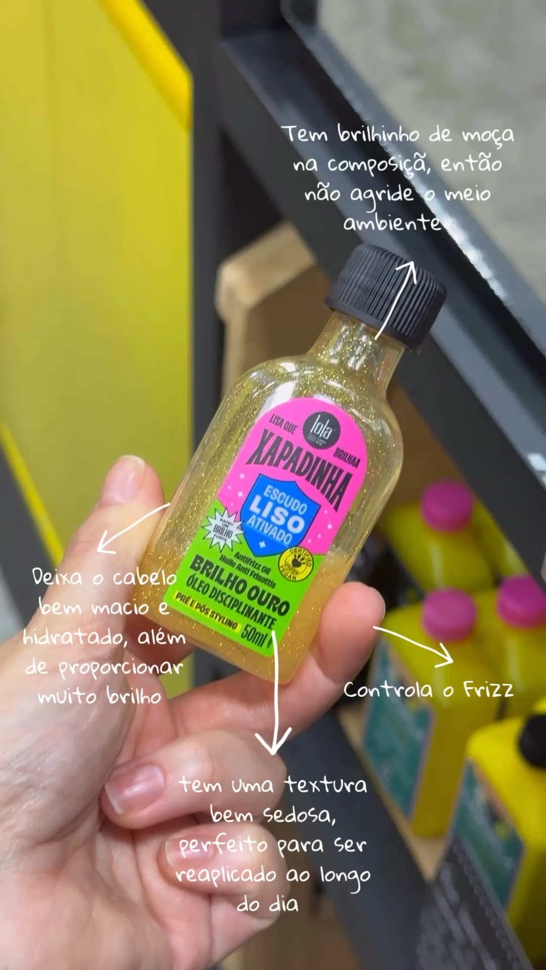 Óleo finalizador disciplinante Xapadinha | Lola Cosmetics 💛✨

Uma pena que eu estava com o cabelo preso, então não deu para mostrar muito o efeito quando apliquei. 

Ainda não tinha experimentado nenhum óleo da Lola 😱, mas amei meu primeiro contato kkk. A textura dele não é tão fluida, mas não pesou no meu cabelo! Pelo contrário, deixou ele extremamente sedoso e brilhoso. ✨

Ah, e o cheirinho dele é bem suave, não é aquele óleo que parece um perfume (que eu particularmente gosto), mas de qualquer forma com certeza entrou para minha lista de compras! 🥹✨

#LTKbeauty #LTKbrasil #LTKVideo