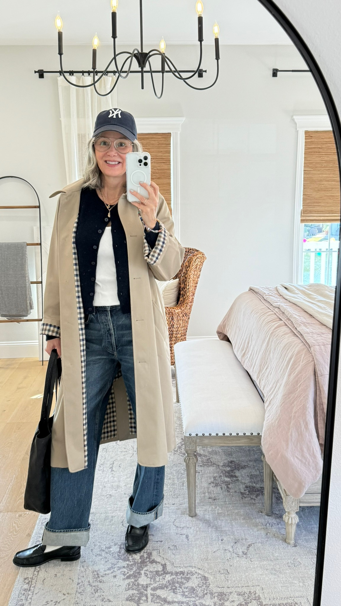 This is the perfect trench coat. It makes any outfit instantly more put together and effortlessly cool. #sezane #citizensofhumanity #trenchcoat

#LTKWorkwear #LTKSeasonal #LTKStyleTip