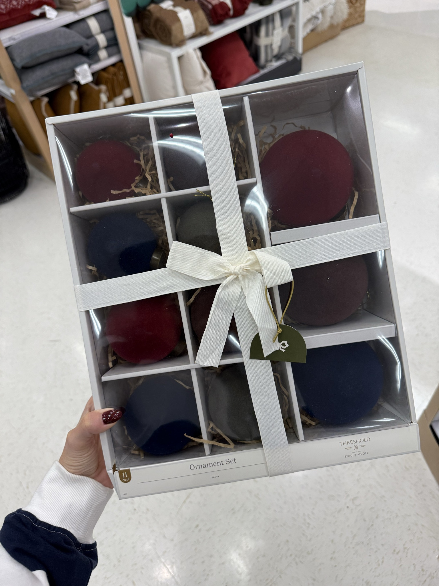 30% off today!  

Velvet flocked ornaments / Ralph Lauren Christmas / Studio McGee / Target holiday

#LTKHoliday #LTKSaleAlert #LTKHome