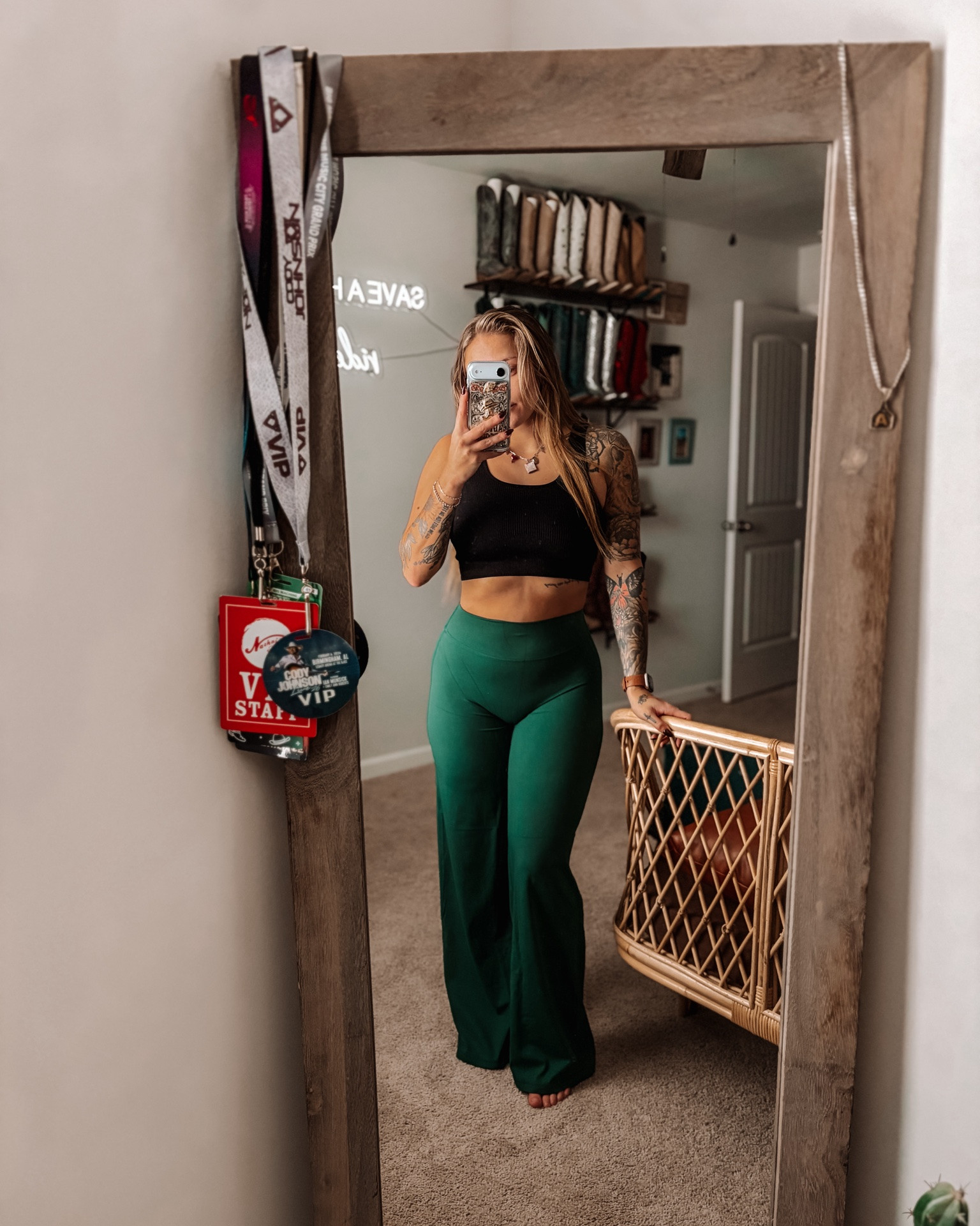 When I tell yall, I’ve never owned a better pair of leggings, I’m not kidding! Buttery soft, thin material, comfortable & had like 50 color options 😍

#LTKActive