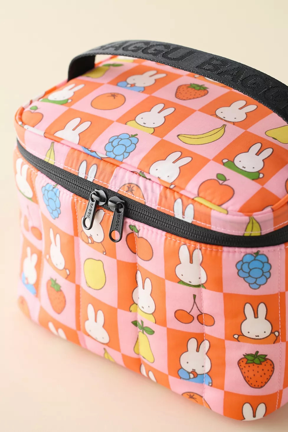 BAGGU & Miffy UO Exclusive Puffy Printed Lunch Bag | Urban Outfitters (US and RoW)