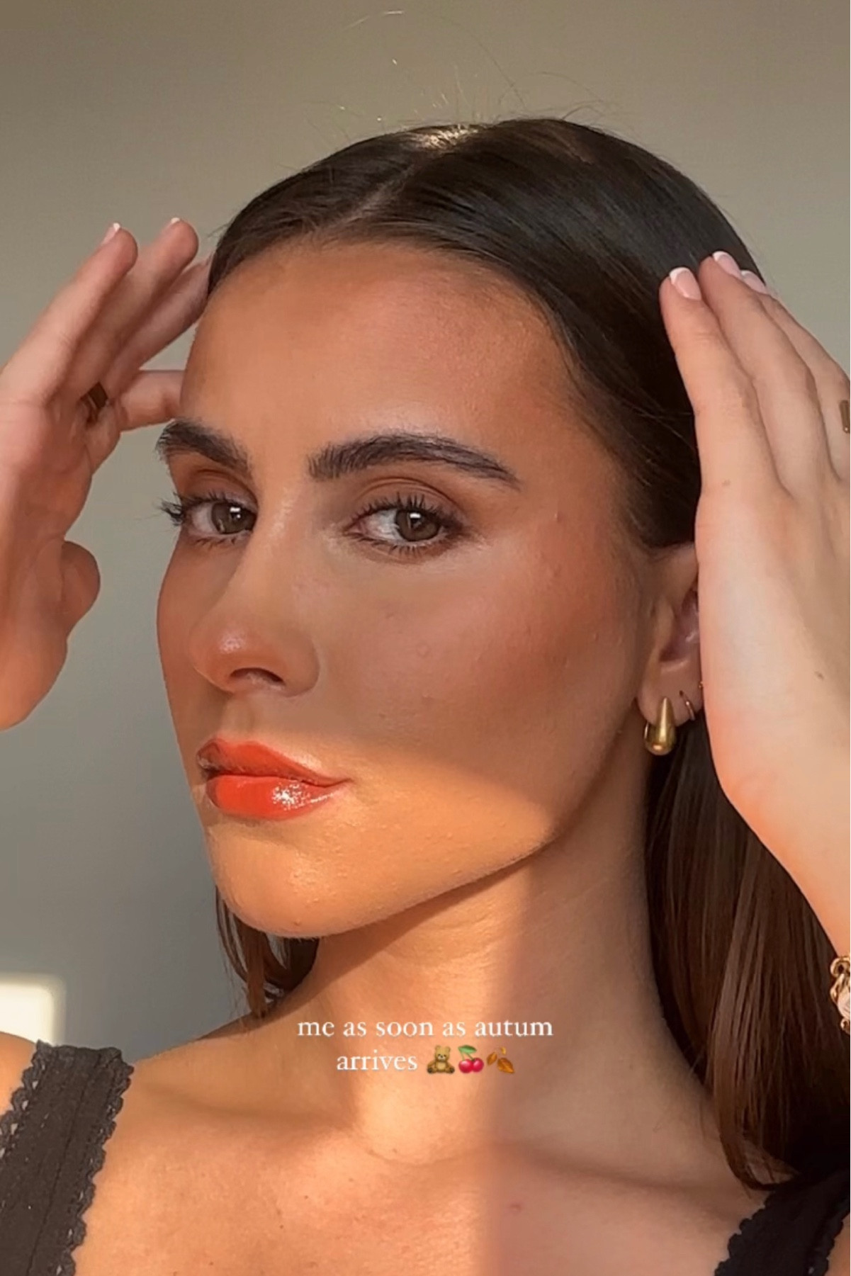 autumn = brown liner + red lippie combo 🍒✨🧸 full look details below 👇🏼

@lorealparis glotion shade medium glow 
@narsissist radiant glow foundation 
@diorbeauty forever glow maximiser
@urbandecayuki brow blade 
@yslbeauty pressed powder 
@rarebeauty bronzer stick 
rare beauty powder blush 
rare beauty liquid luminizer 
@rimmellondon lip liner in brownie pie 
@yslbeauty loveshine lipstick (this is like an oil stick - love!!!) shade glowing lava ❤️‍🔥

#yslbeauty #lipoil #autumnmakeup #trending #gifted #grwm #fallmakeup 

•
•
•
•
•
•
•
Makeup looks, festival makeup, cream bronzer, cream contour, makeup tutorial, glowy makeup, makeup look, beauty creator, first impressions, full face, new product, trending product, trendy makeup, makeup trends, beauty community, Pixi by Petra, gifted products, pr package, unboxing, cream makeup, soft makeup, cloud makeup, clean girl look, london blogger, content creator, microinfluencer, looped video, fenty, rare beauty, Gisou, skincare, glowy skin, summer makeup, sunkissed, sunburnt blush,

*gifted 

#gifted #rimmellondon #yslloveshine #yslbeauty #lipcombo #90slips

#LTKbeauty #LTKstyletip