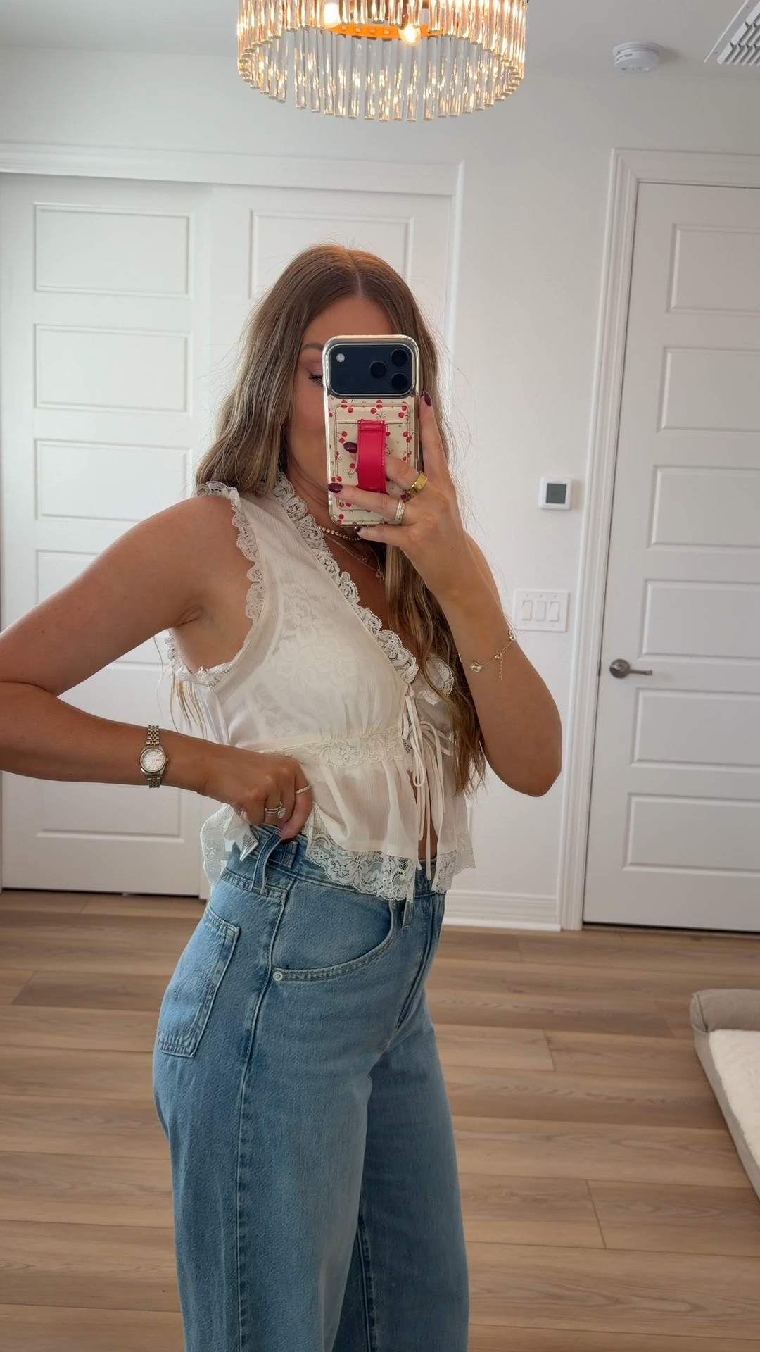 High rise cinch waist jeans are 40% off!! I’m wearing a 26x33