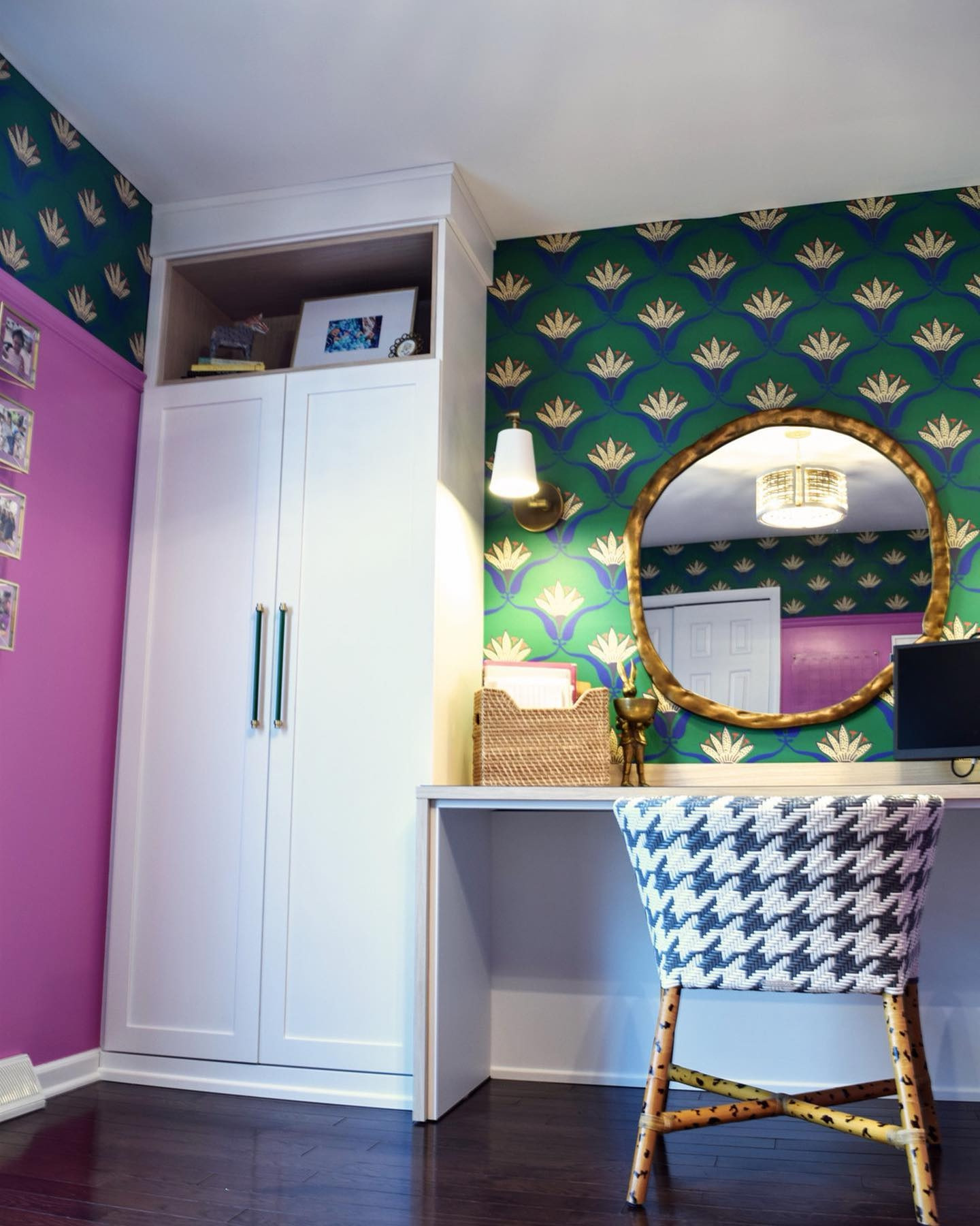 I have always loved entertaining and filling holidays with little special touches! When we added built-ins into my office earlier this year (thank you, @calclosets_erin with @caclosetsindianapolis), my dream came true of actually organizing all of these goodies!

I’ve always found that the more accessible these items are, the better chance there is that I’ll actually remember to use them.

Now…time to get planning some fun Fall events!