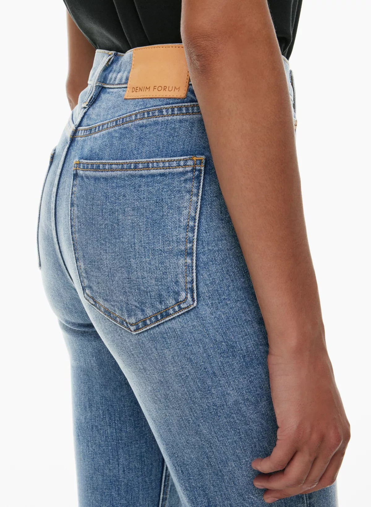 THE ARLO HI-RISE STRAIGHT JEAN | Aritzia