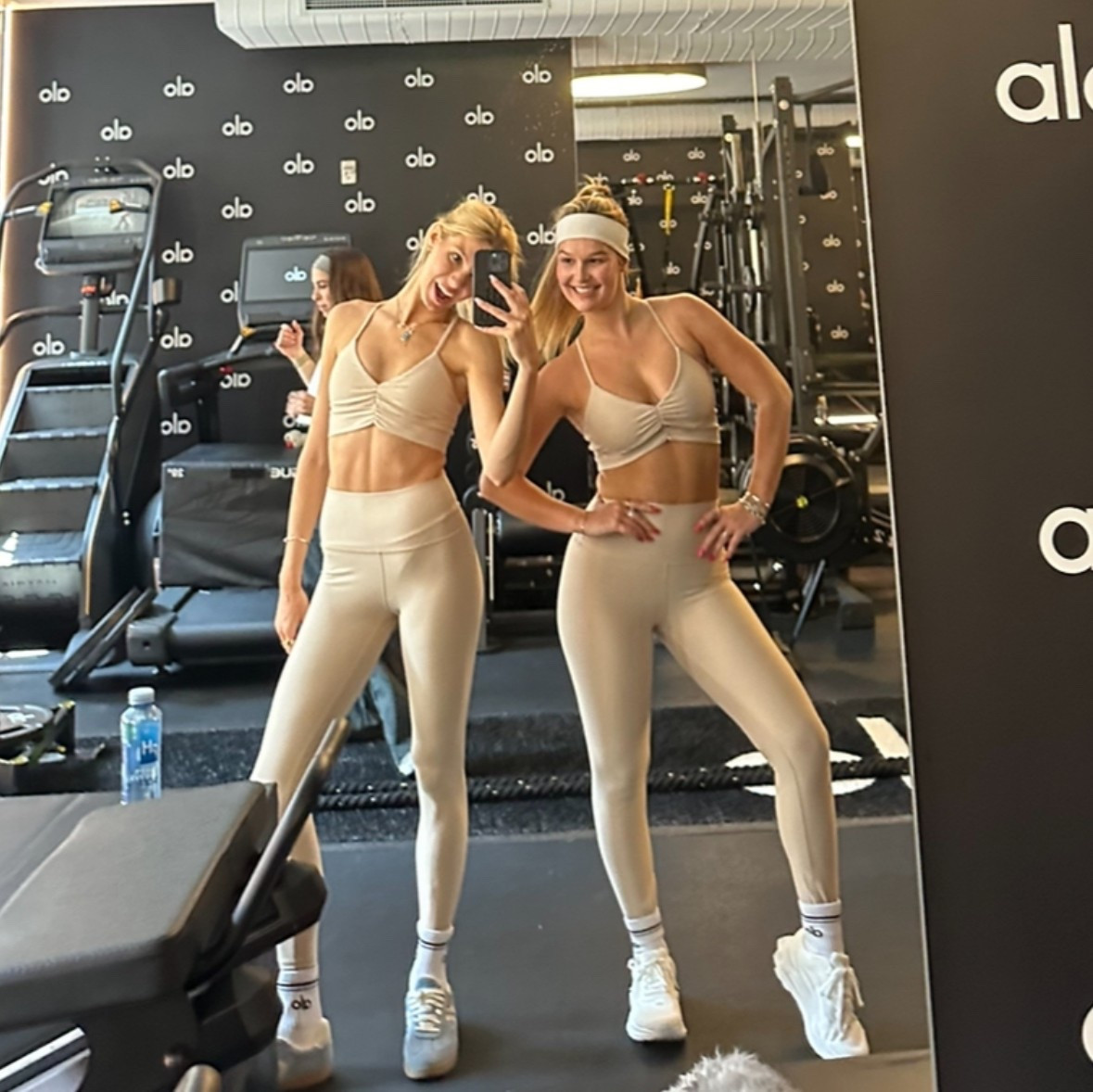 Alo Pilates
Workout set!

#LTKSummerEdit #LTKSeasonal #LTKActive