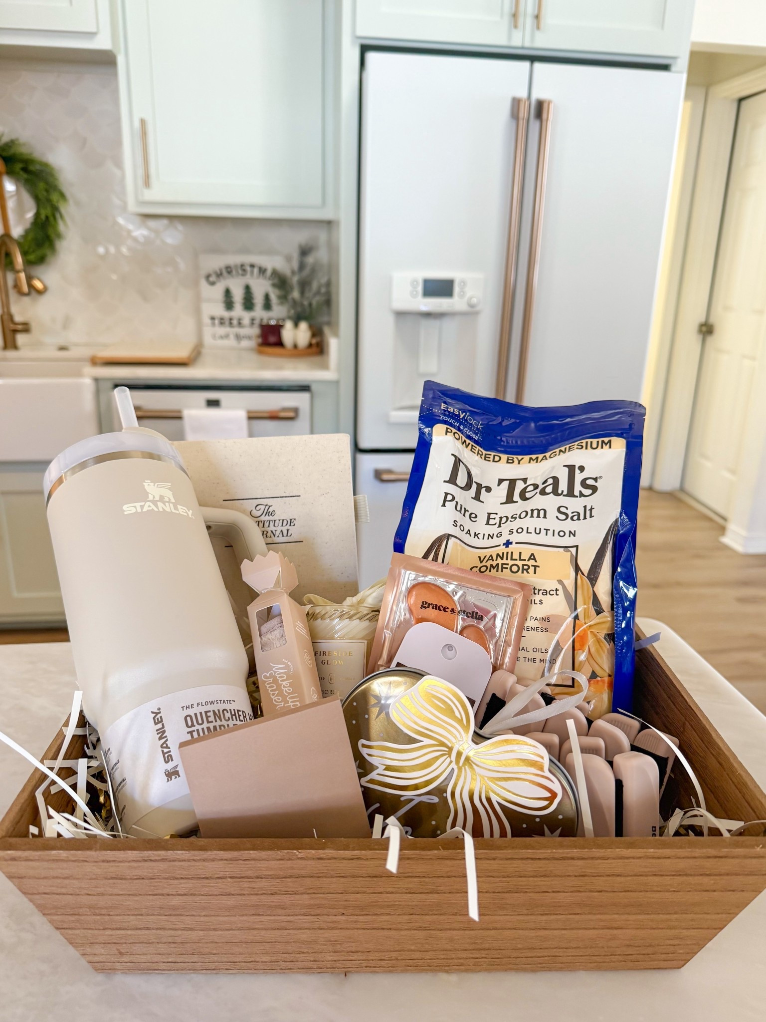 New Year’s resolutions gift basket! 

Host a NYE party and ask everyone to bring favorite things or specific resolution items and support each other throughout the year to meet your goals! 

Gratitude journal - be more grateful and count your blessings. Find peace! 
Bath Soak + candle  - take time for self care
Stanley - drink more water
Arm weights - get more fit and strong 
Eye patches and makeup eraser - take better care of your skin! 
Note pad (or planner) - stay more organized 
Touchland - stay healthier 
Gift card - to snag anything else you need to kick of 2026! 

This year it’s all about girls supporting girls! Happy new year! 


#LTKGiftGuide #LTKfitnessgoals #LTKselfcare