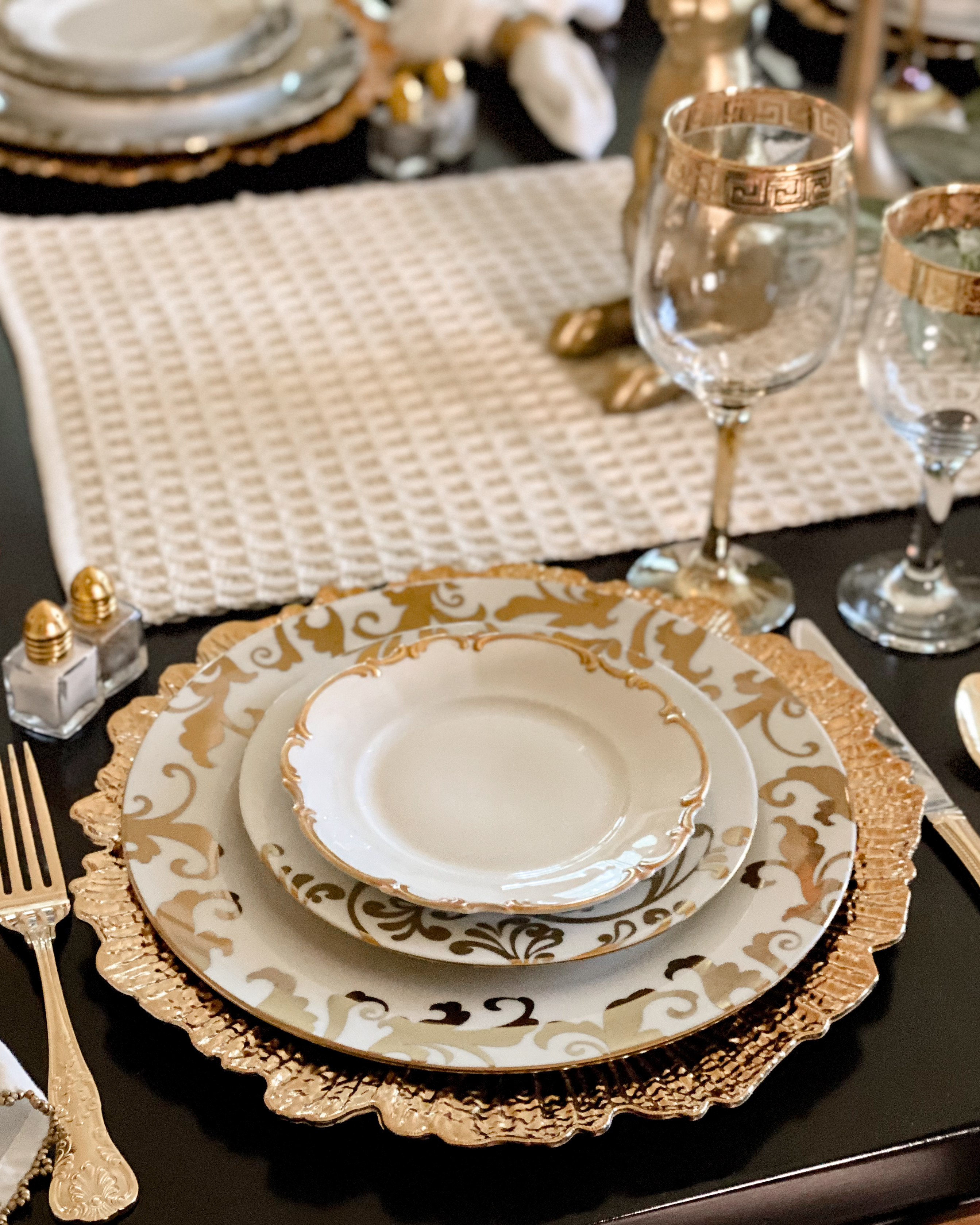 This looks expensive… but it’s actually so easy to recreate 💫 Gold + white decor is the ultimate summer hosting vibe 🤍 Shop everything in my LTK + create a luxury table on a budget! #LTKunder100 #affordabledecor #summerhosting #ltkhome 

 #LTKfoodie #LTKSeasonal #LTKHome