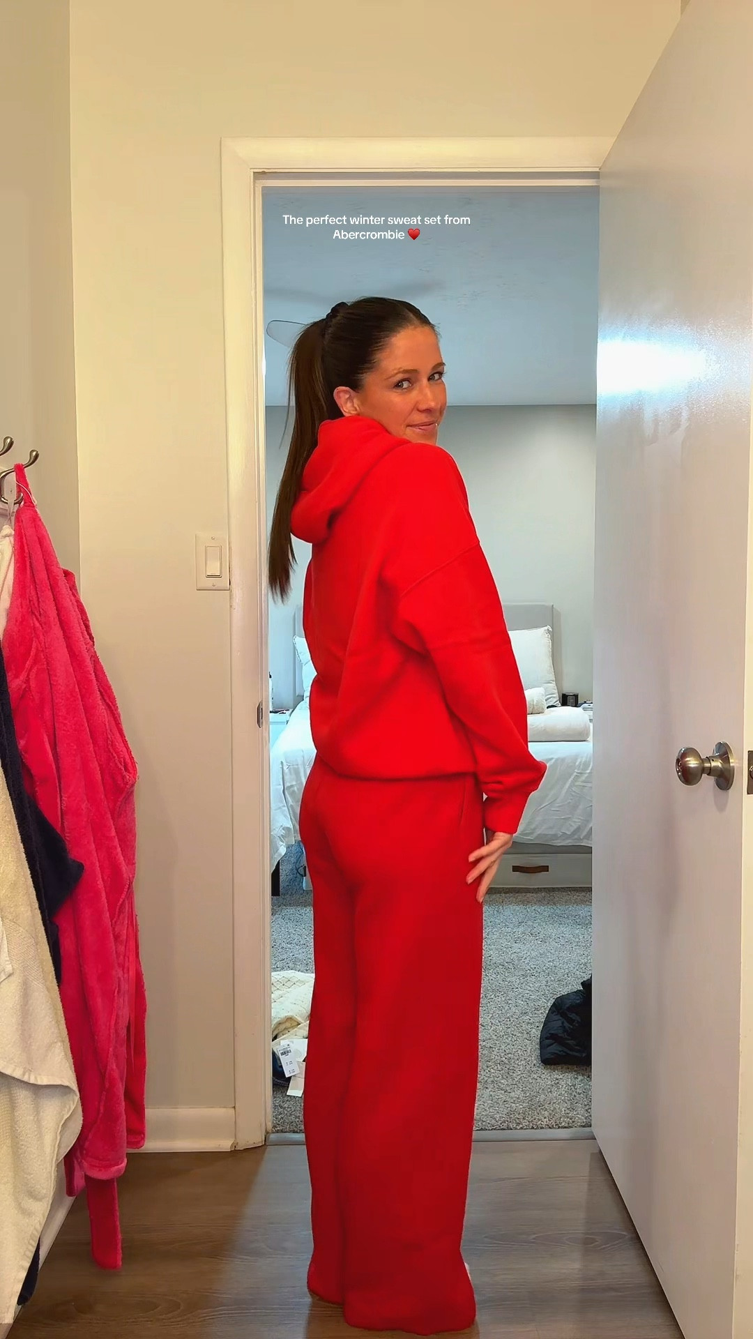 The cutest red sweat set 🤍

#LTKActive #LTKGiftGuide #LTKSeasonal