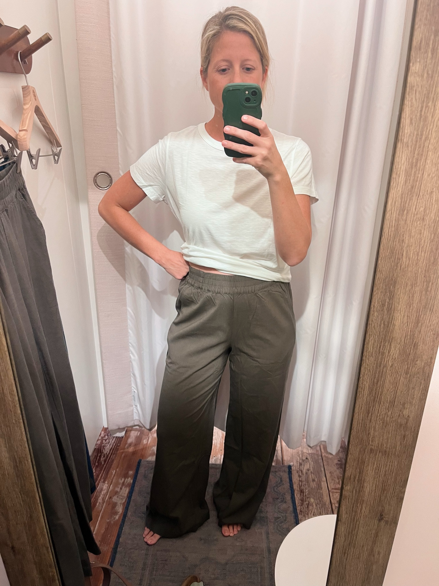 green trousers - elastic waist wide leg pants - pull on fall pants - pull on pant styles - wide leg fall pants - elevated athleisure pants - casual fall style - mom style 

#LTKSeasonal