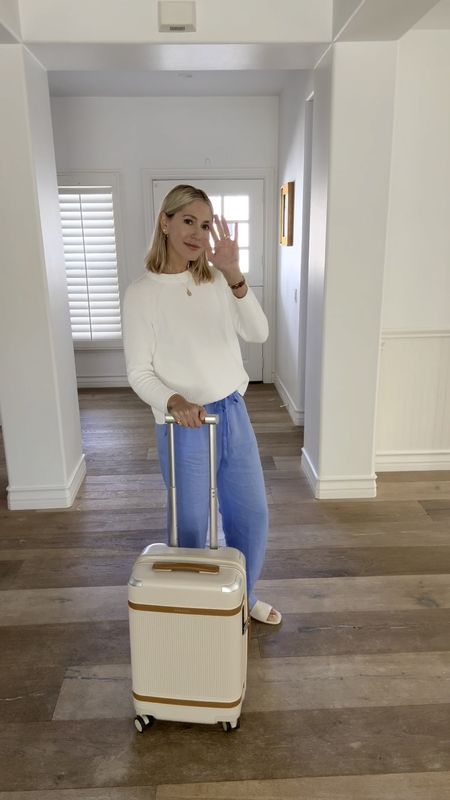 It’s officially travel season and I have the cutest new luggage to take on all of my trips. @paravel’s Aviator Carry-On Plus is incredibly functional and the ideal travel partner for any trip

#LTKtravel